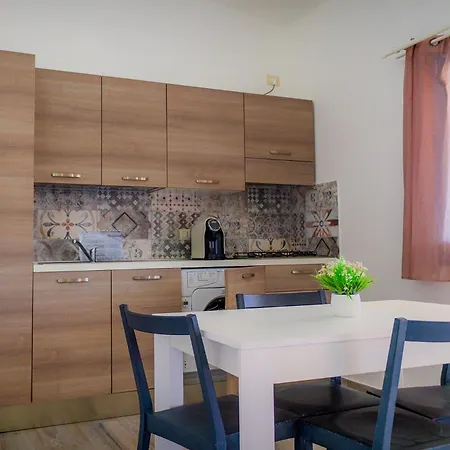 Sardiniarooms 아파트