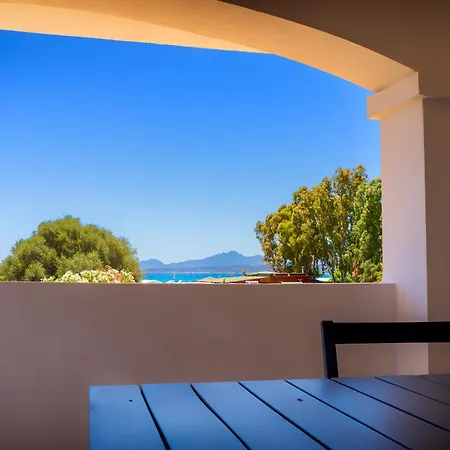 아파트 Sardiniarooms *