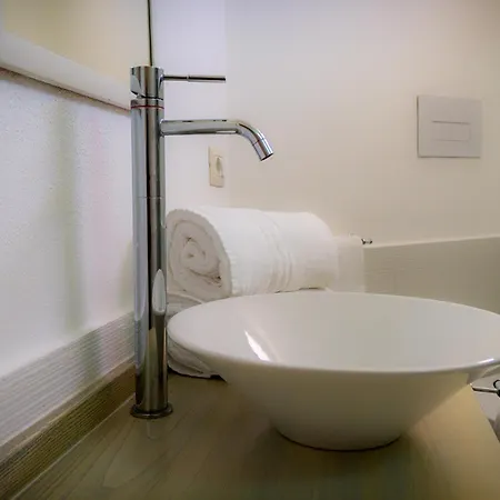 Sardiniarooms * 아르바탁스