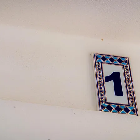 Sardiniarooms 아파트 *